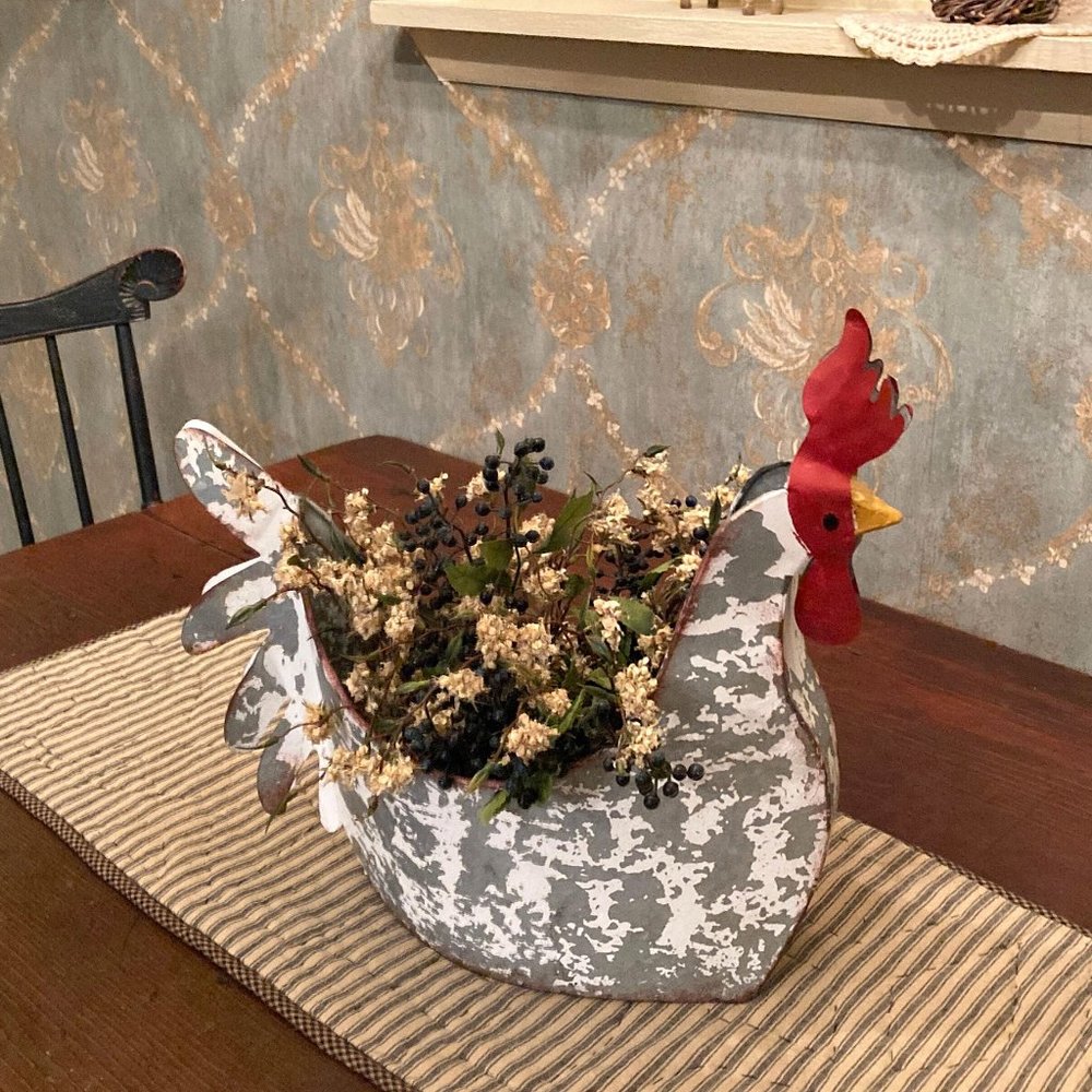 Weathered White Galvanized Metal Indoor/Outdoor Rooster Planter
